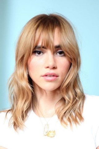 Suki Waterhouse, photo 1 of 3