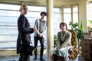 Erhart still 4