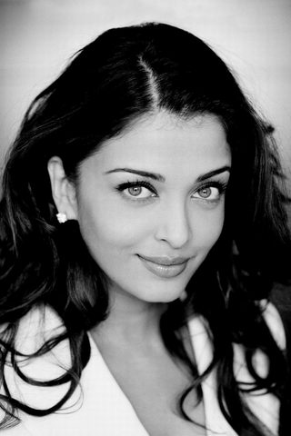 Aishwarya Rai Bachchan, photo 1 of 3