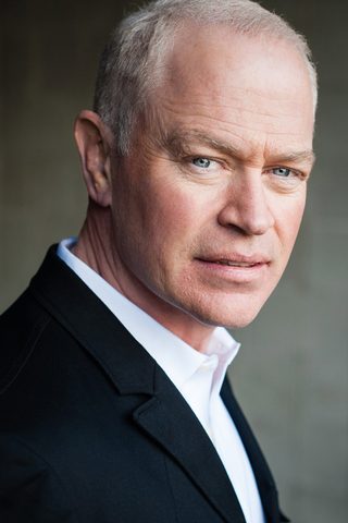 Neal McDonough, photo 3 of 3