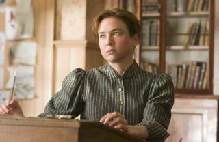 Miss Potter still 6