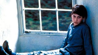 Paperhouse still 5