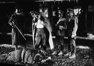 Stalag 17 still 4
