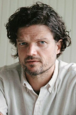 Matt Jones, photo 3 of 3