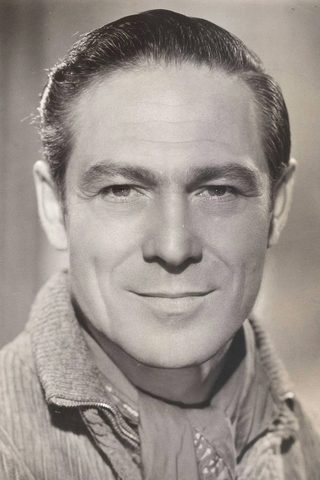 Joseph Wiseman, photo 3 of 3