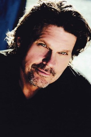 Scott McGinnis, photo 1 of 3