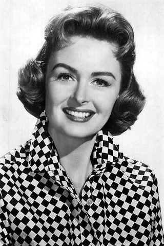 Donna Reed, photo 2 of 3