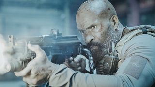 Man of War still 7