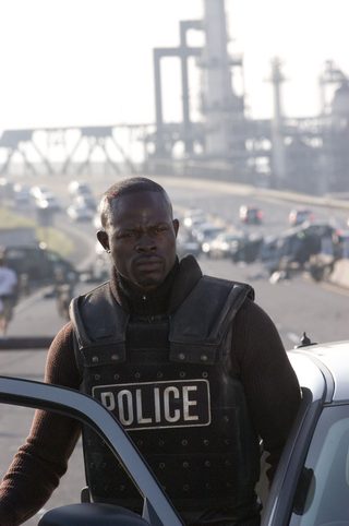 The Island still 8