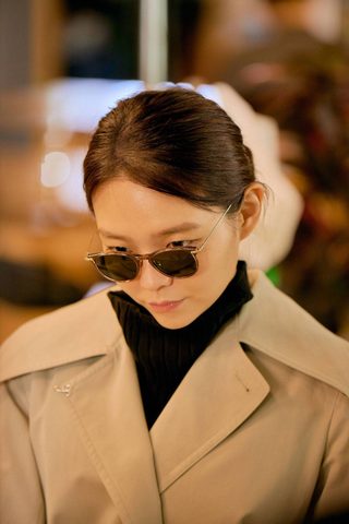 Single in Seoul still 5