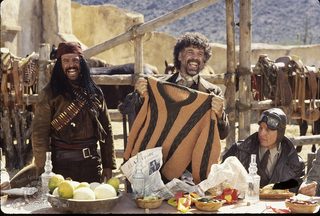 ¡Three Amigos! still 8