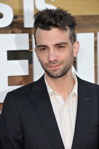 Jay Baruchel, photo 3 of 3