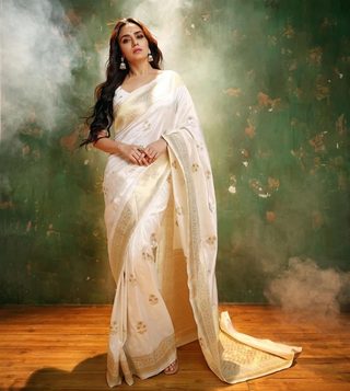 Chandramukhi still 2