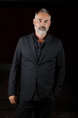Men still 2
