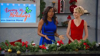 A Christmas for the Books still 4
