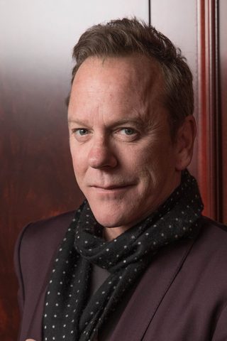 Kiefer Sutherland, photo 2 of 3