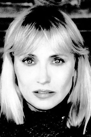 Darlanne Fluegel, photo 2 of 3