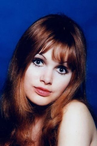 Madeline Smith, photo 3 of 3