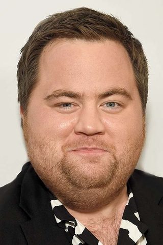 Paul Walter Hauser, photo 1 of 3