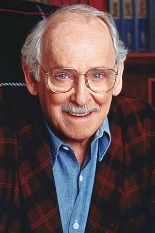 Barnard Hughes, photo 2 of 3