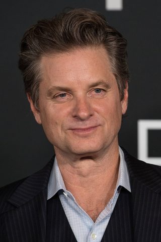 Shea Whigham, photo 3 of 3