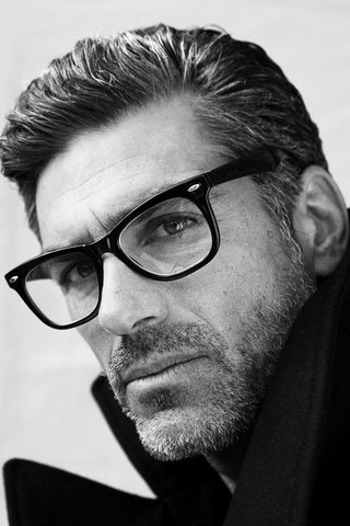 Eric Etebari, photo 2 of 3