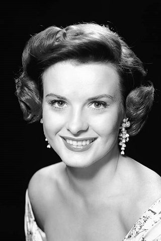 Jean Peters, photo 2 of 3