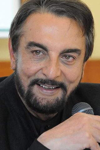 Kabir Bedi, photo 3 of 3