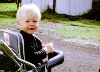 Cobain: Montage of Heck still 7