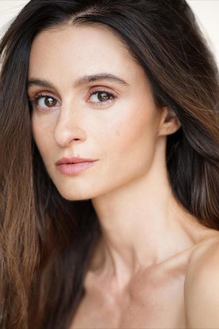 Melanie Papalia, photo 1 of 3