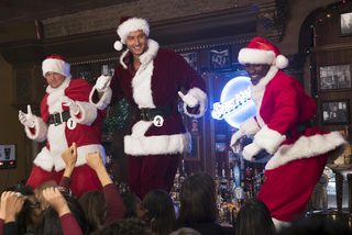 A Bad Moms Christmas still 6