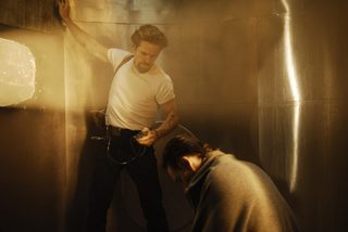 Daybreakers still 8