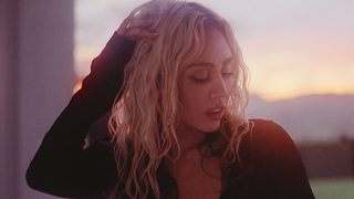 Miley Cyrus - Endless Summer Vacation (Backyard Sessions) still 3