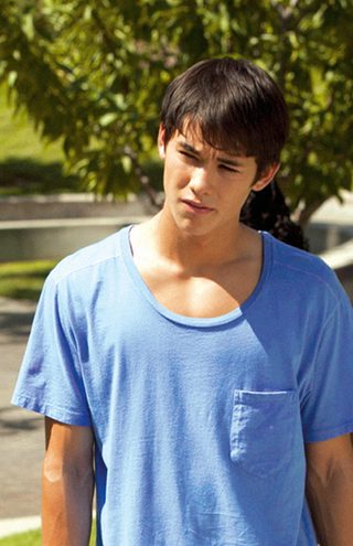 White Frog still 5