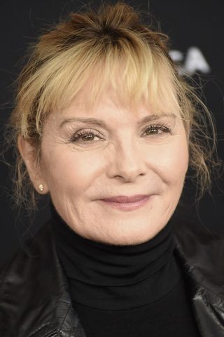 Kim Cattrall, photo 2 of 3