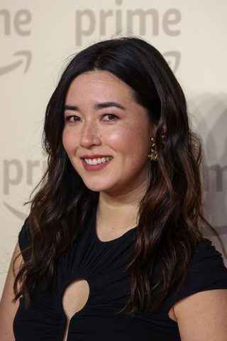 Maya Erskine, photo 3 of 3