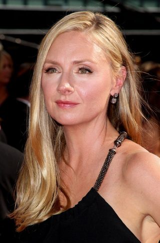 Hope Davis, photo 3 of 3
