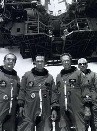 Space Cowboys still 4