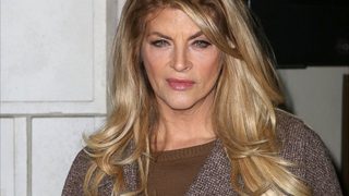 Kirstie Alley, photo 2 of 3