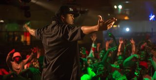 Straight Outta Compton still 7