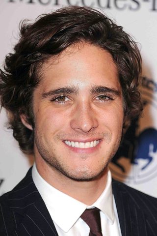 Diego Boneta, photo 3 of 3