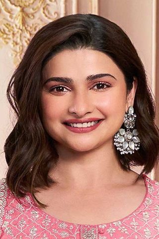 Prachi Desai, photo 3 of 3