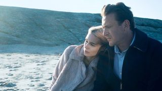 The Discovery still 5