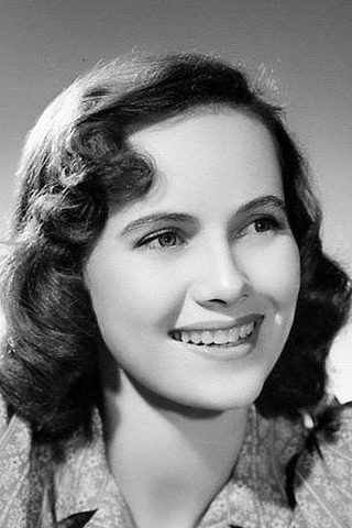 Teresa Wright, photo 3 of 3