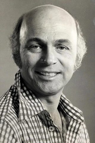 Gavin MacLeod, photo 3 of 3