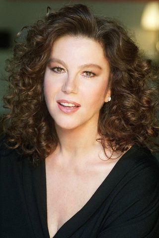 Stefania Sandrelli, photo 1 of 3