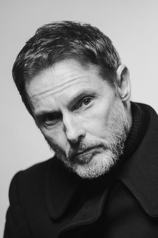 Sean Harris, photo 3 of 3