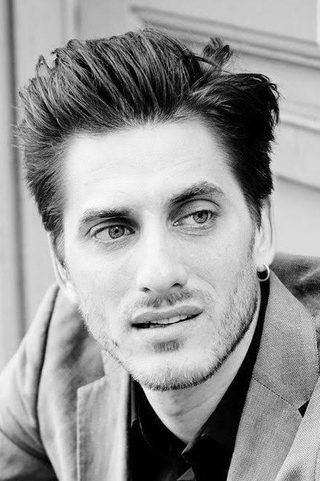 Luca Marinelli, photo 2 of 3