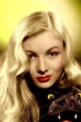 Veronica Lake, photo 3 of 3