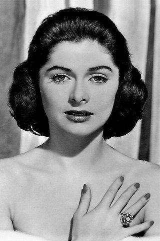 Maureen Swanson, photo 2 of 3